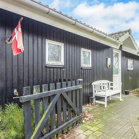 Holiday Home Lyngvej IV Fjerbaek Экстерьер фото