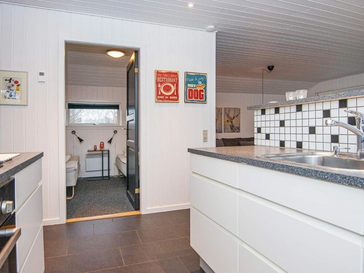 Holiday Home Lyngvej IV Fjerbaek Экстерьер фото