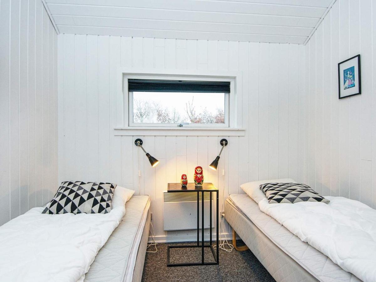 Holiday Home Lyngvej IV Fjerbaek Экстерьер фото