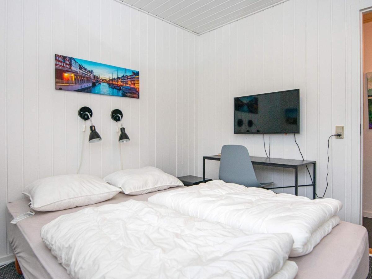 Holiday Home Lyngvej IV Fjerbaek Экстерьер фото